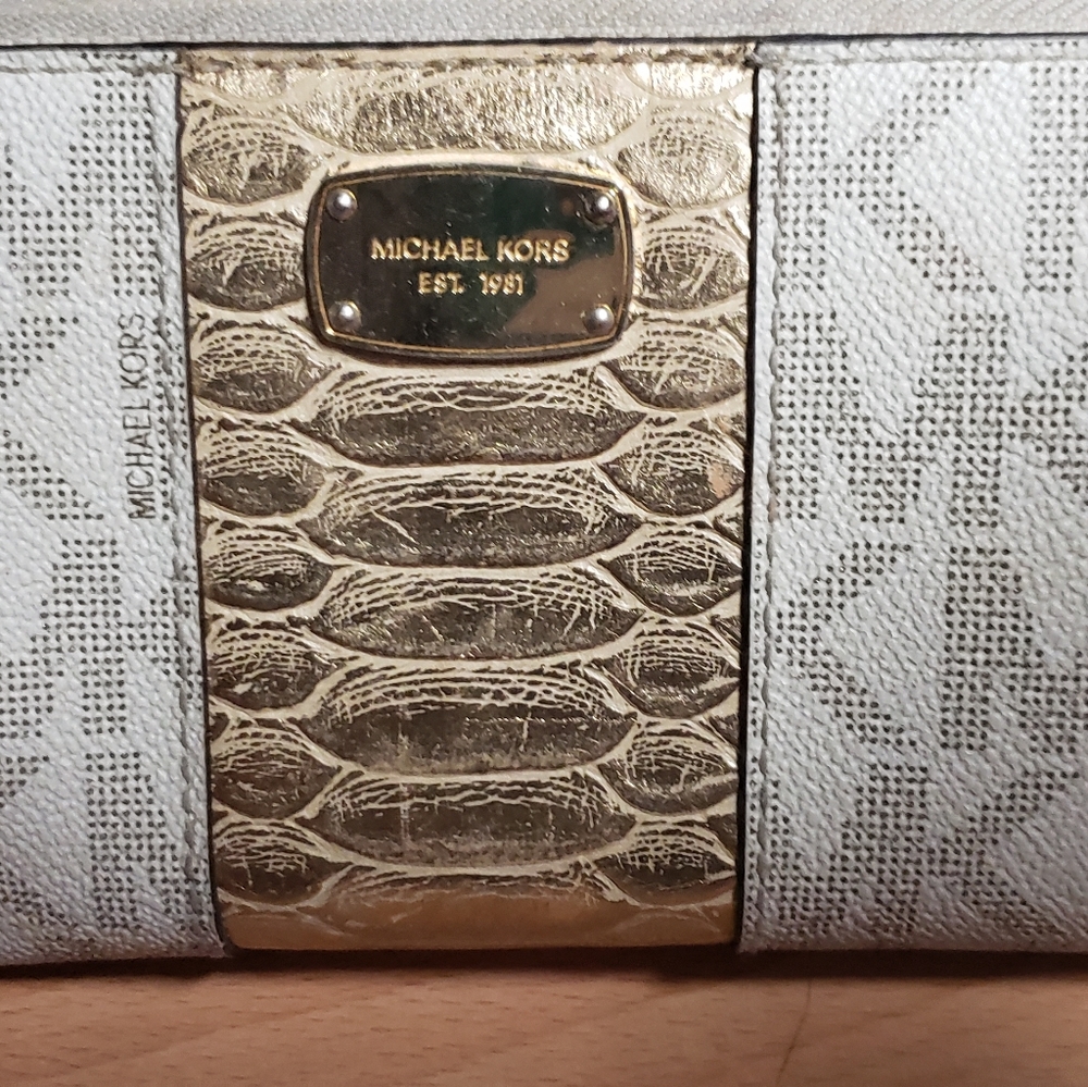 Michael Kors Leather Wallet